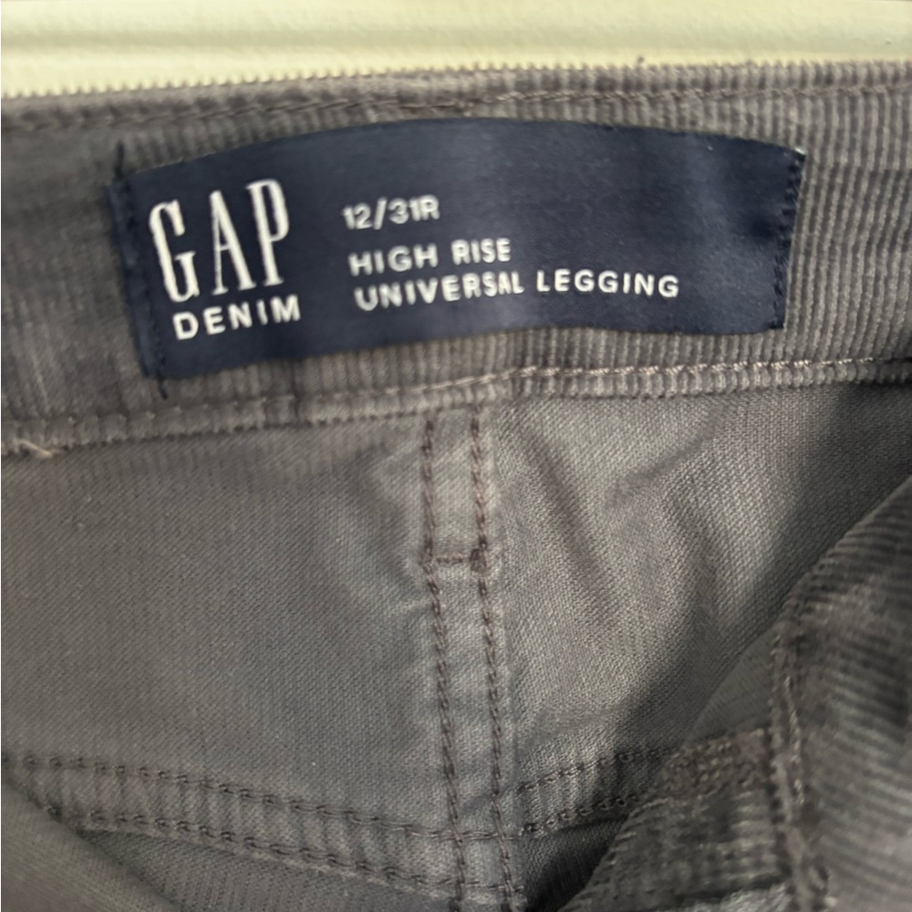 GAP corduroy Denim High Rise in Gray Size 12